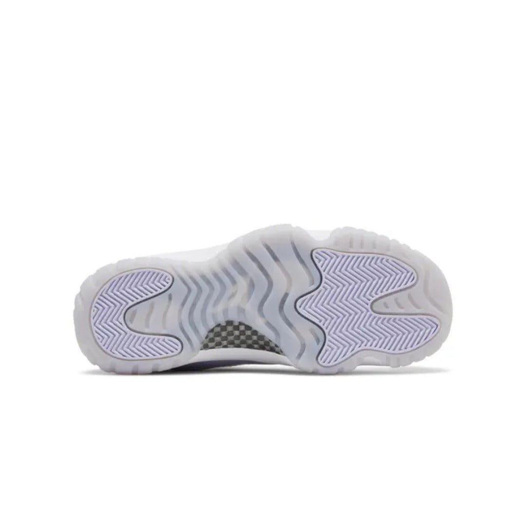 WMNS Air Jordan 11 Retro Low 'Pure Violet'