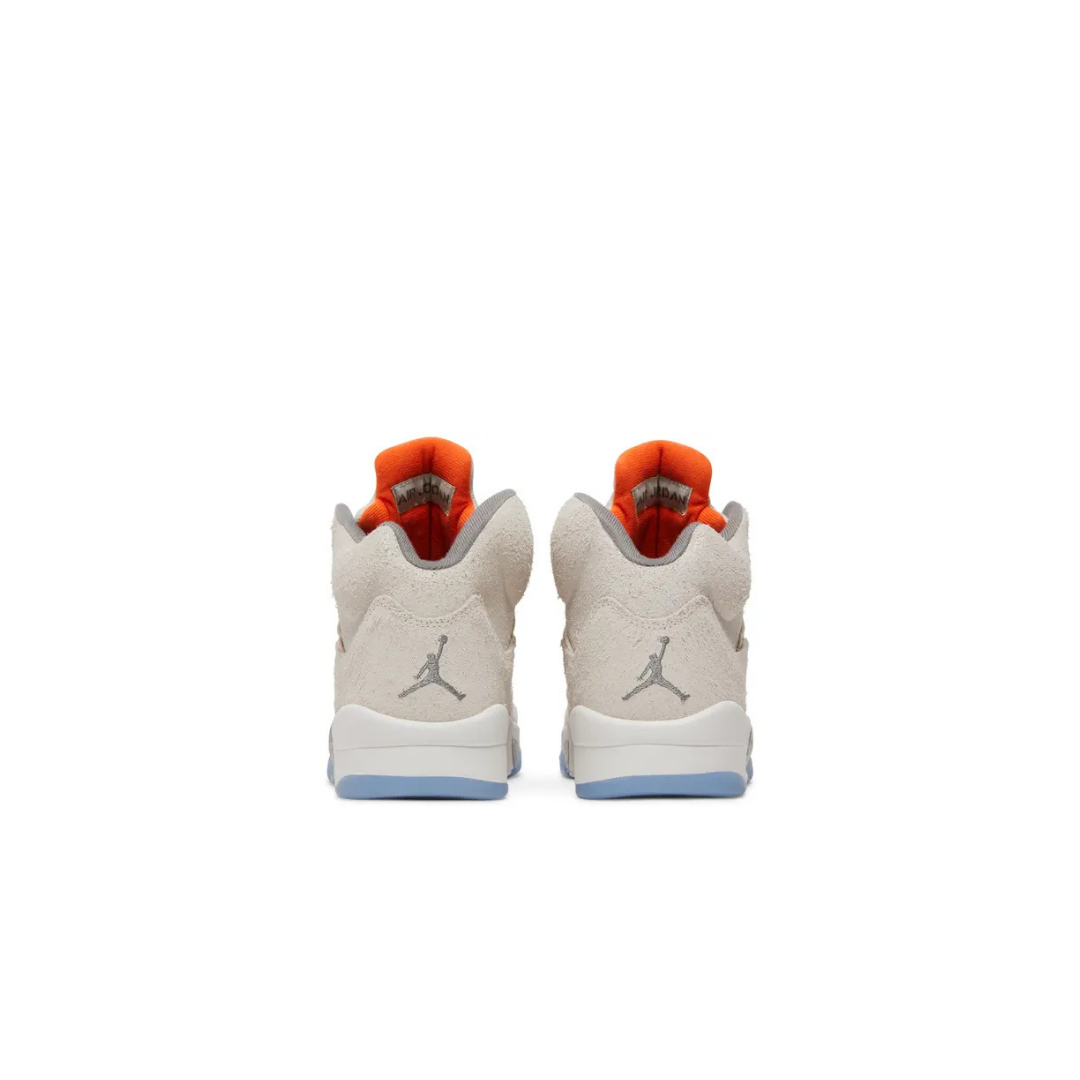 Air Jordan 5 Retro SE Craft Light Orewood Brown