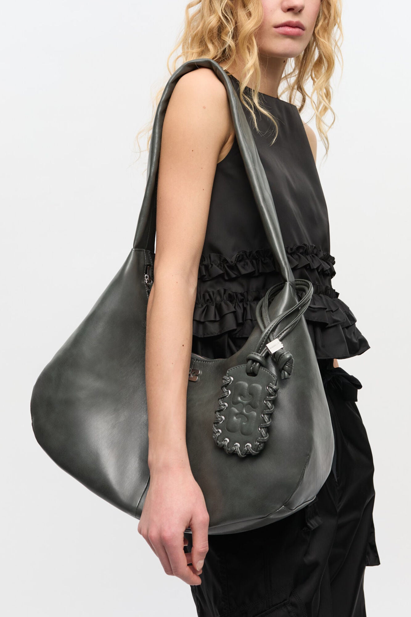 GANNI Medium Hobo Bag - Steal Grey