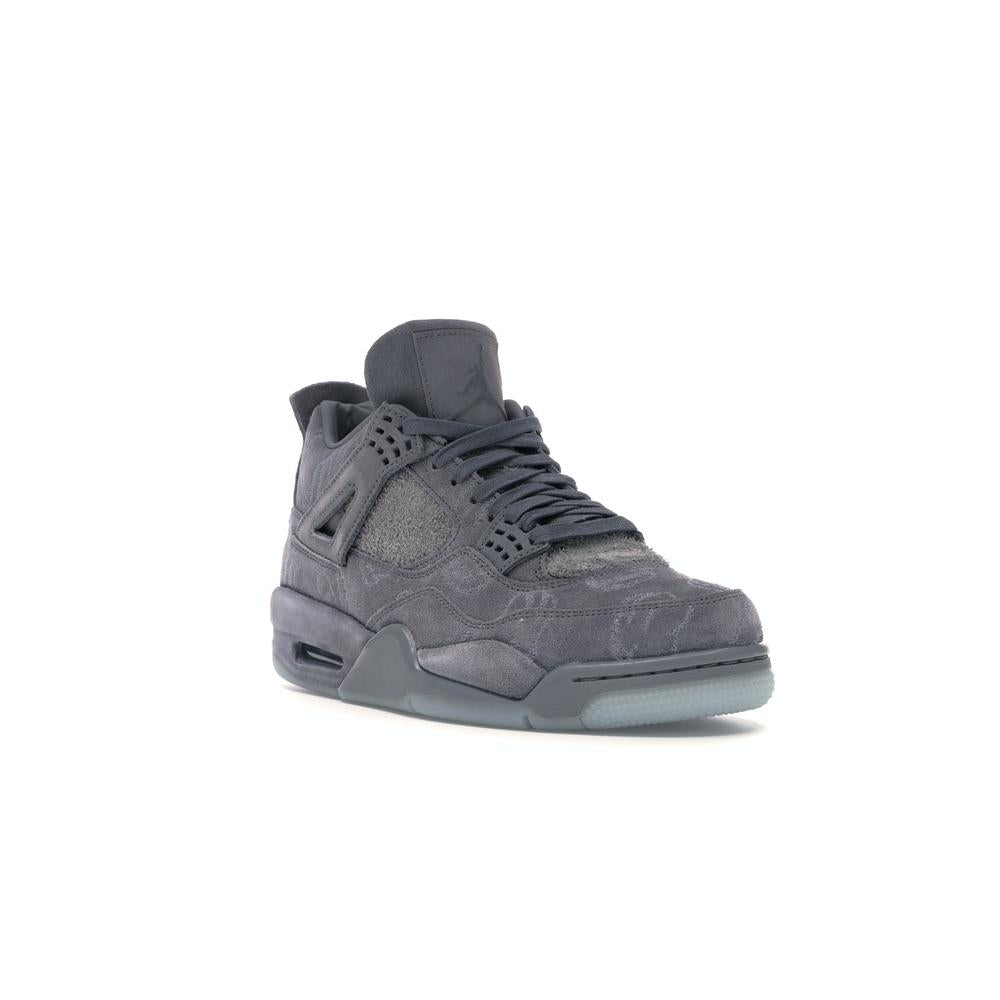 Air Jordan 4 Retro Kaws