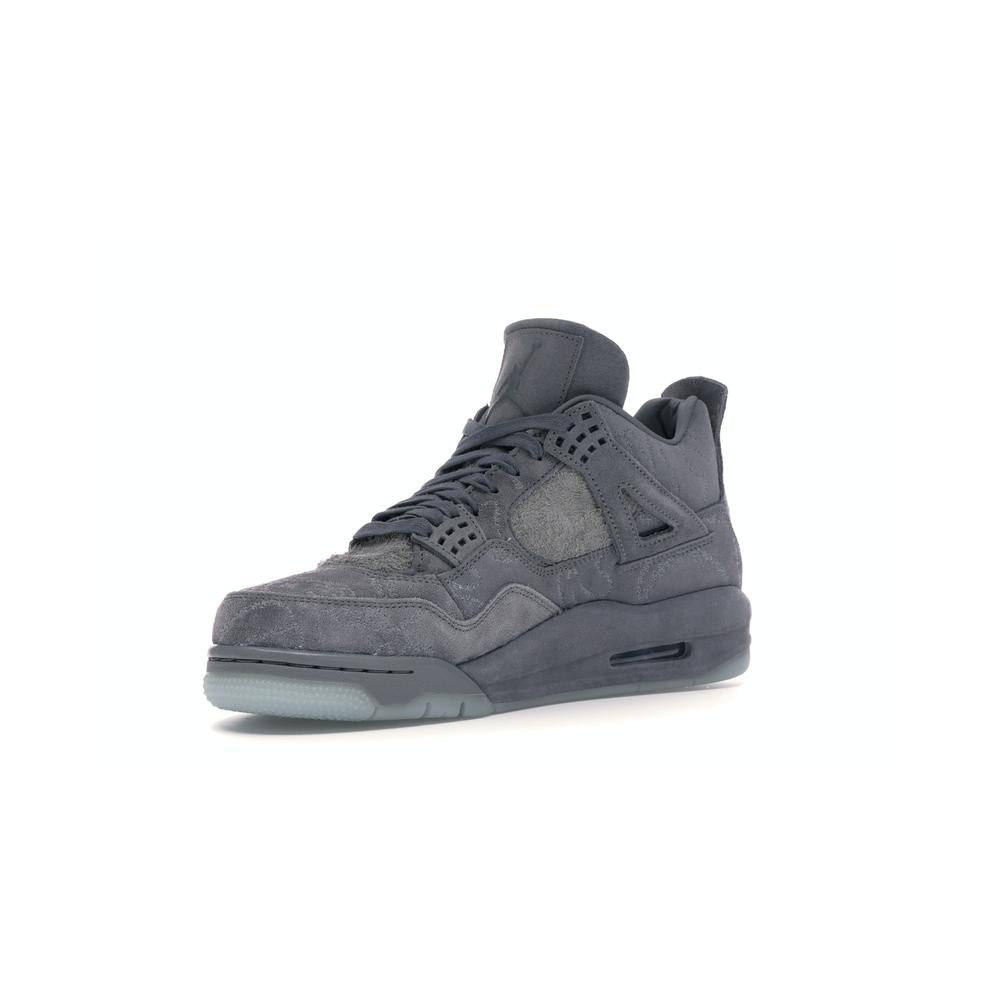 Air Jordan 4 Retro Kaws