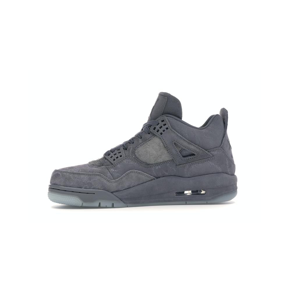 Air Jordan 4 Retro Kaws