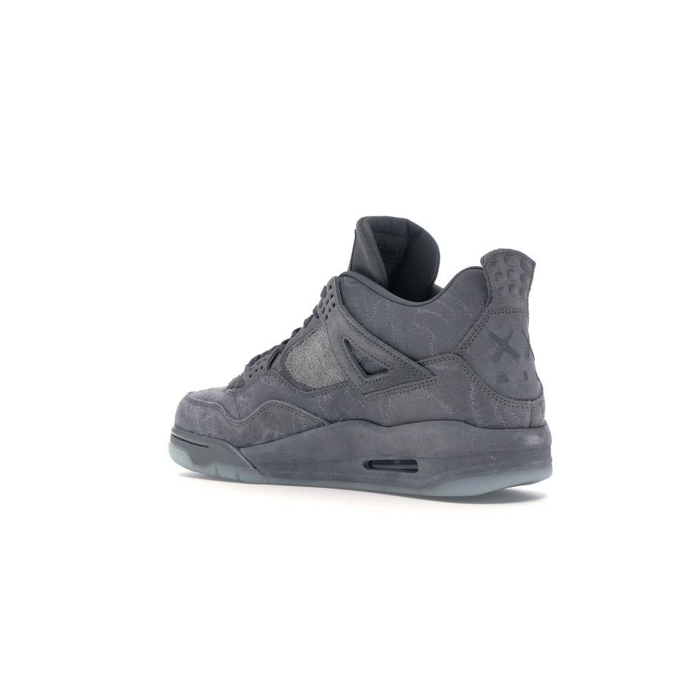 Air Jordan 4 Retro Kaws