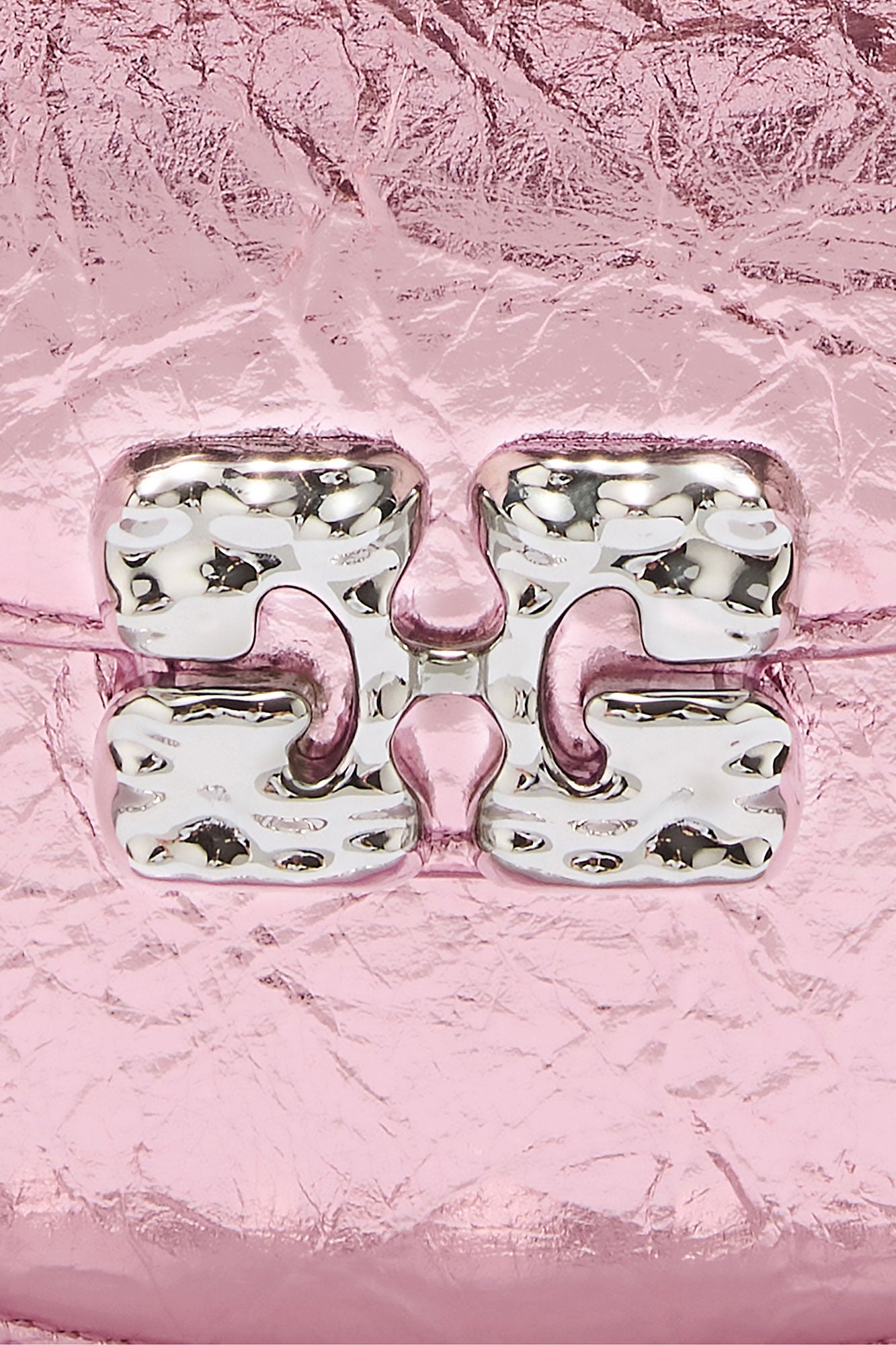 GANNI Lulu Wallet On Chain in Metallic - Silver Pink