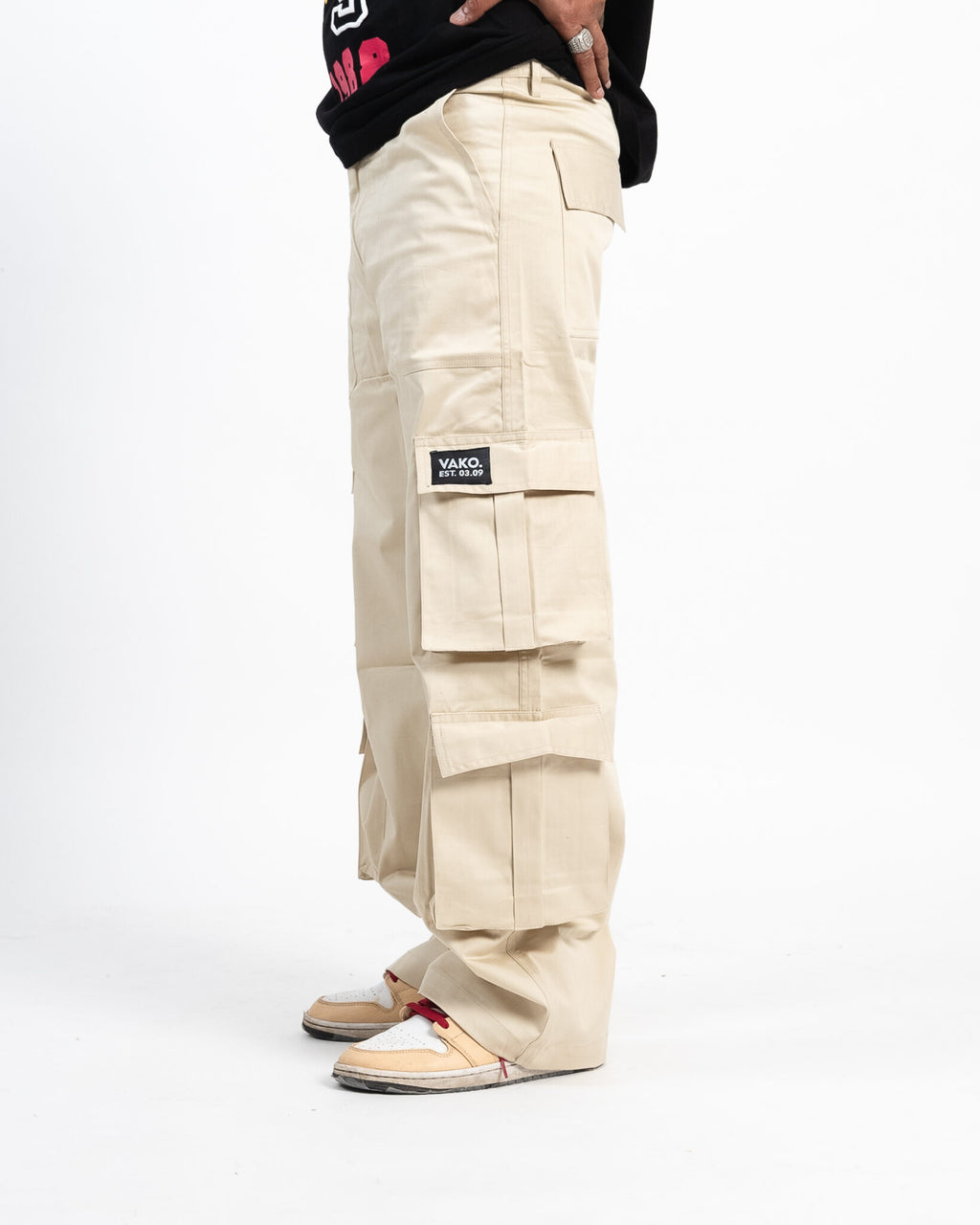 Vako Unisex Beige Utility Cargo