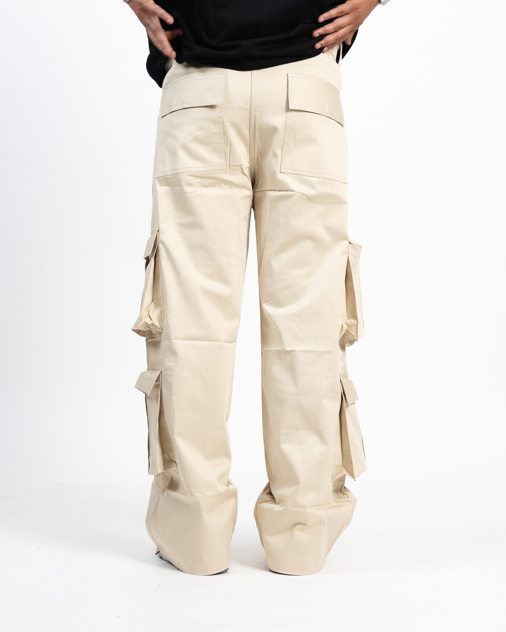 Vako Unisex Beige Utility Cargo