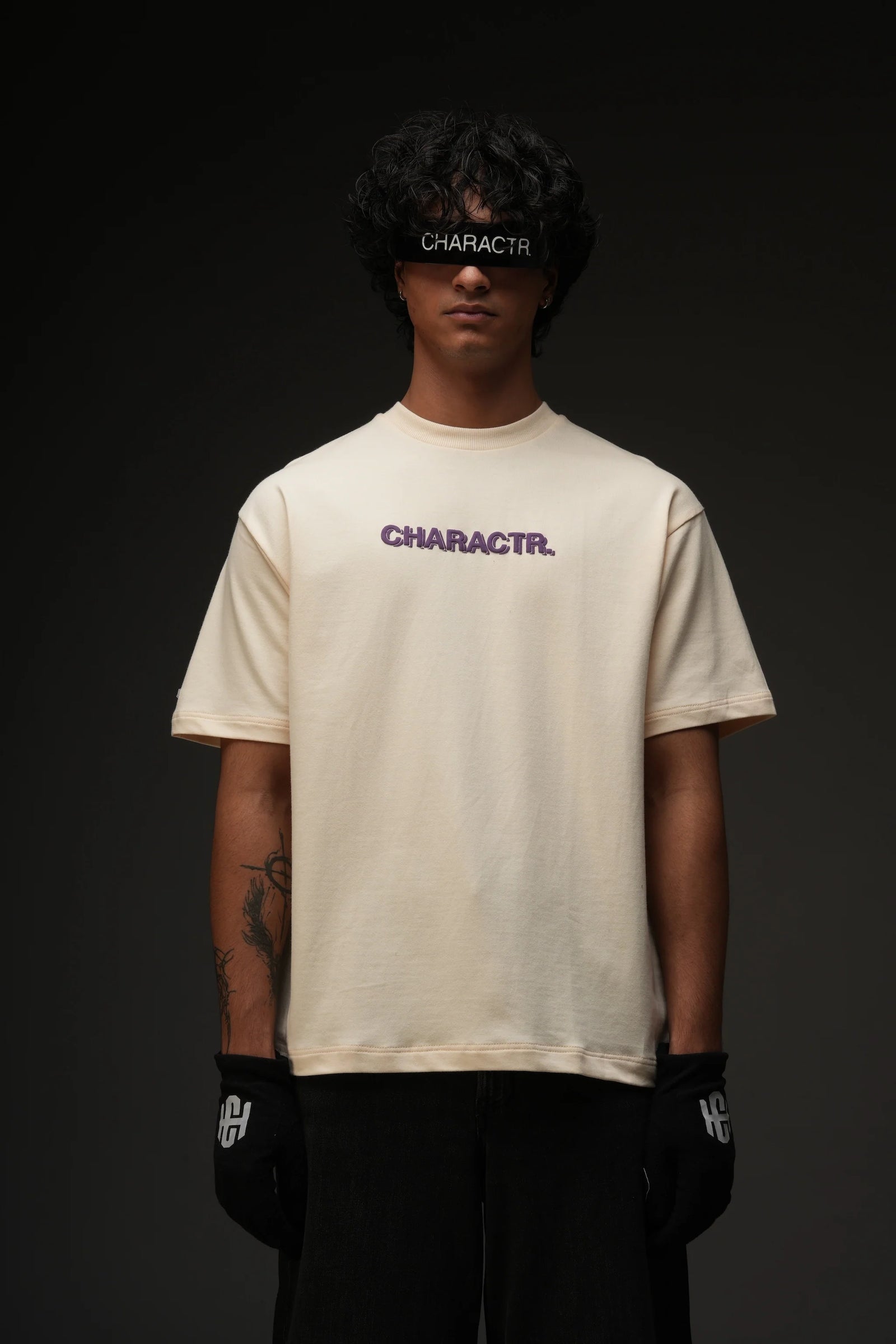 Charactr Oversized Beige T-Shirt - The Fortune