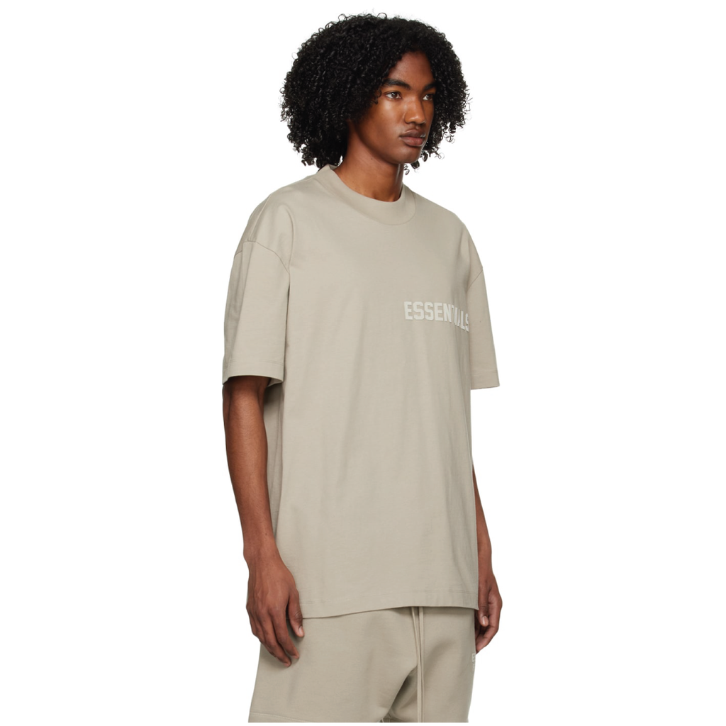 Essentials SS23 Seal Tshirt – 10 Hills Studio