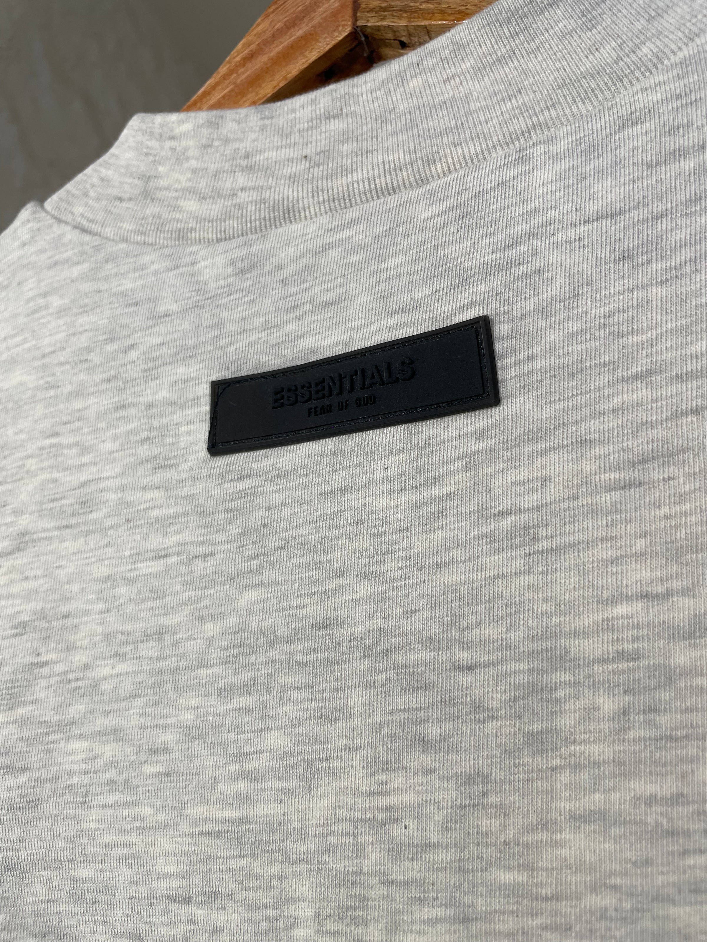 Fear of God Essentials T-Shirt SS22 Light Oatmeal