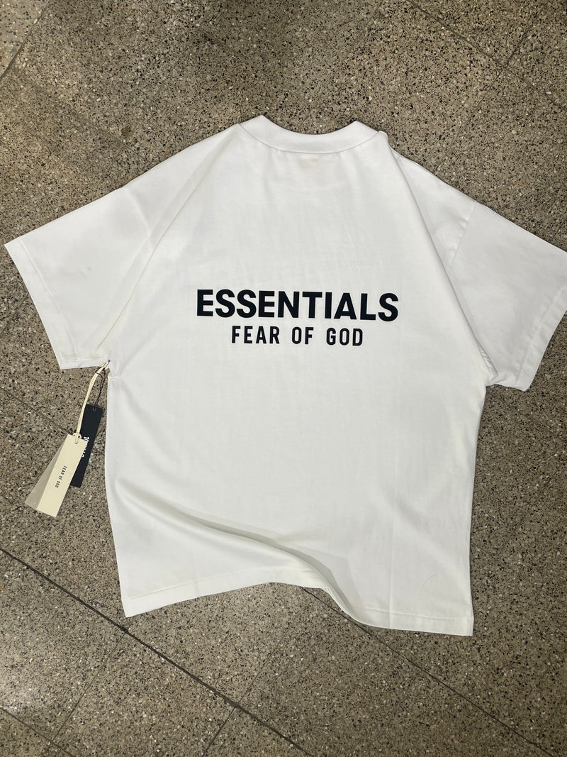 Streetwear in hand