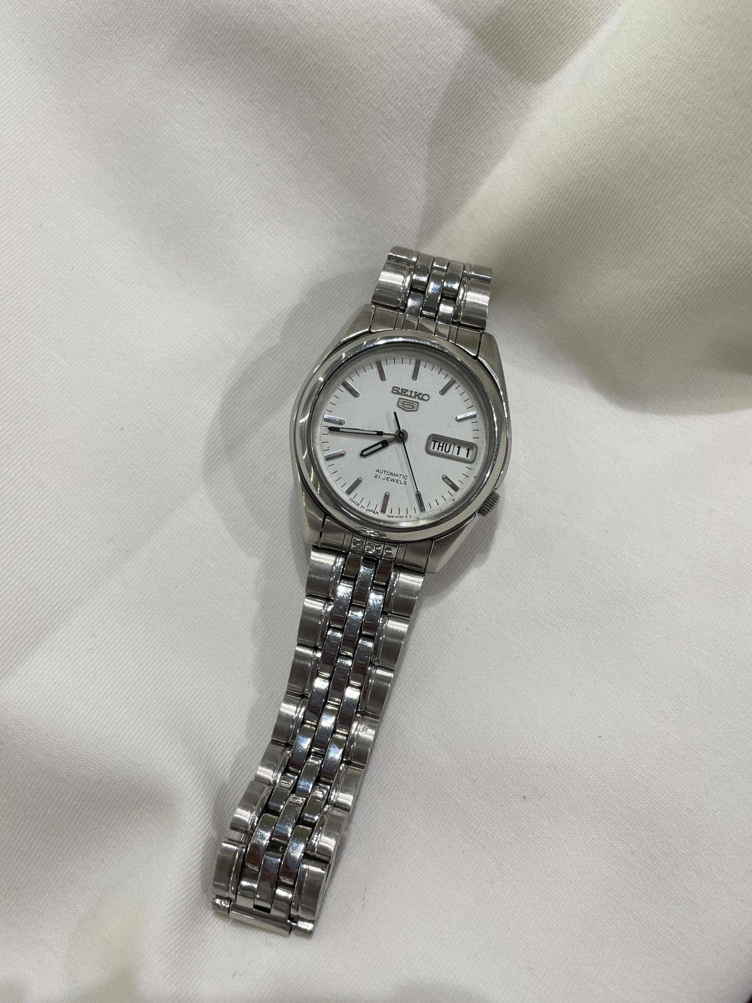 Seiko 5 Automatic - Classic White Dial (Day-Date)