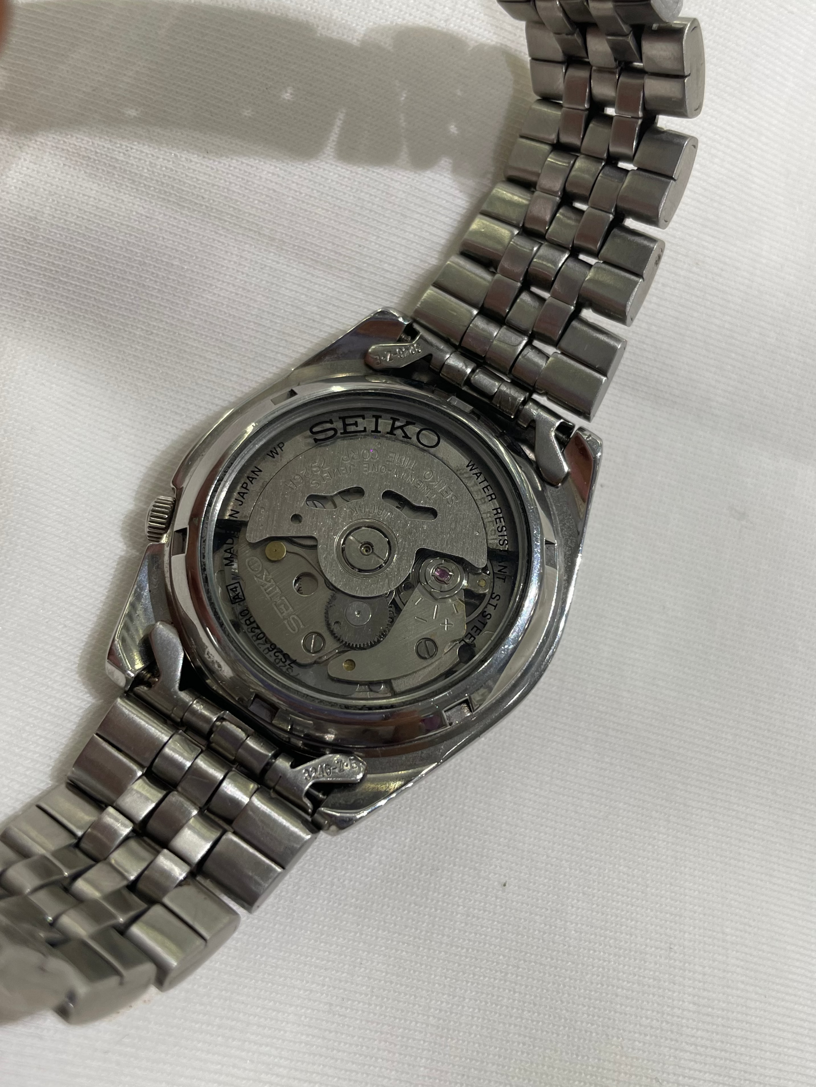 Seiko 5 Automatic - Classic White Dial (Day-Date)