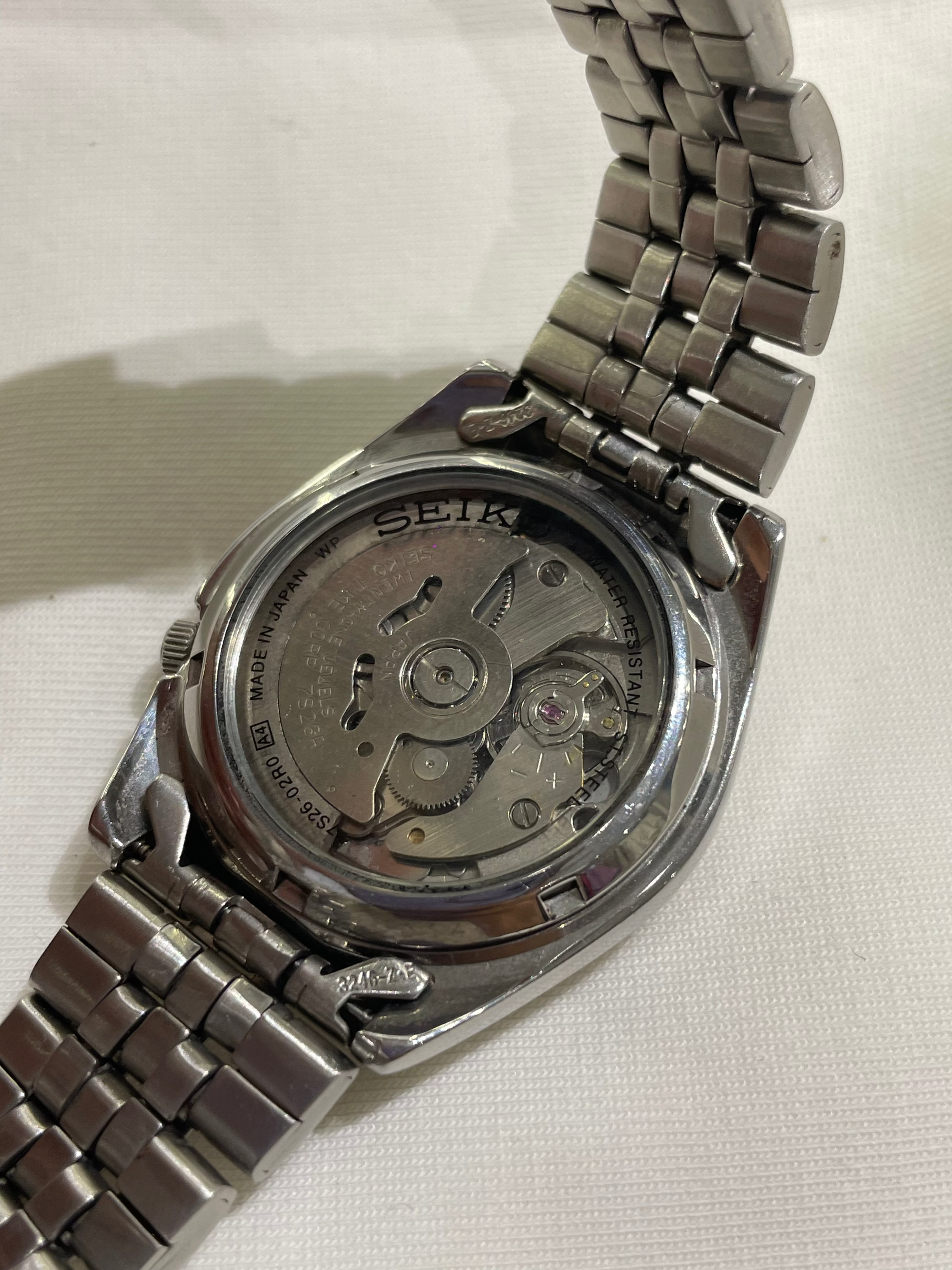 Seiko 5 Automatic - Classic White Dial (Day-Date)