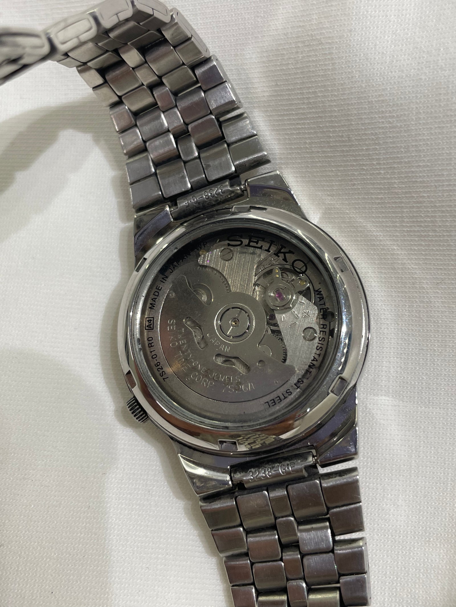 Seiko 5 Automatic - Gold Sunburst Dial (Day-Date)