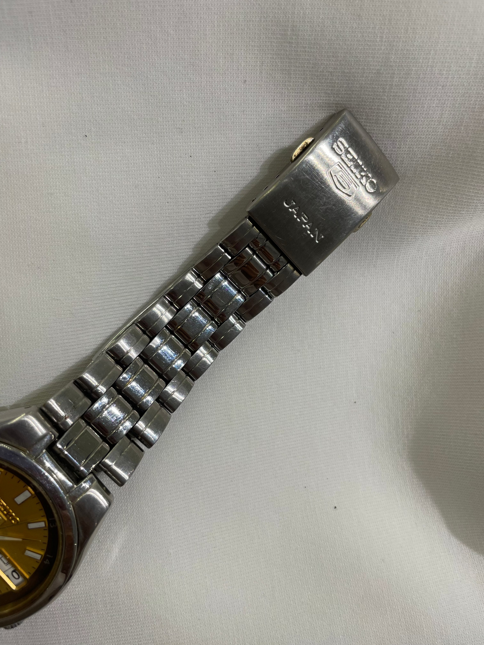 Seiko 5 Automatic - Gold Sunburst Dial with 24-Hour Inner Track