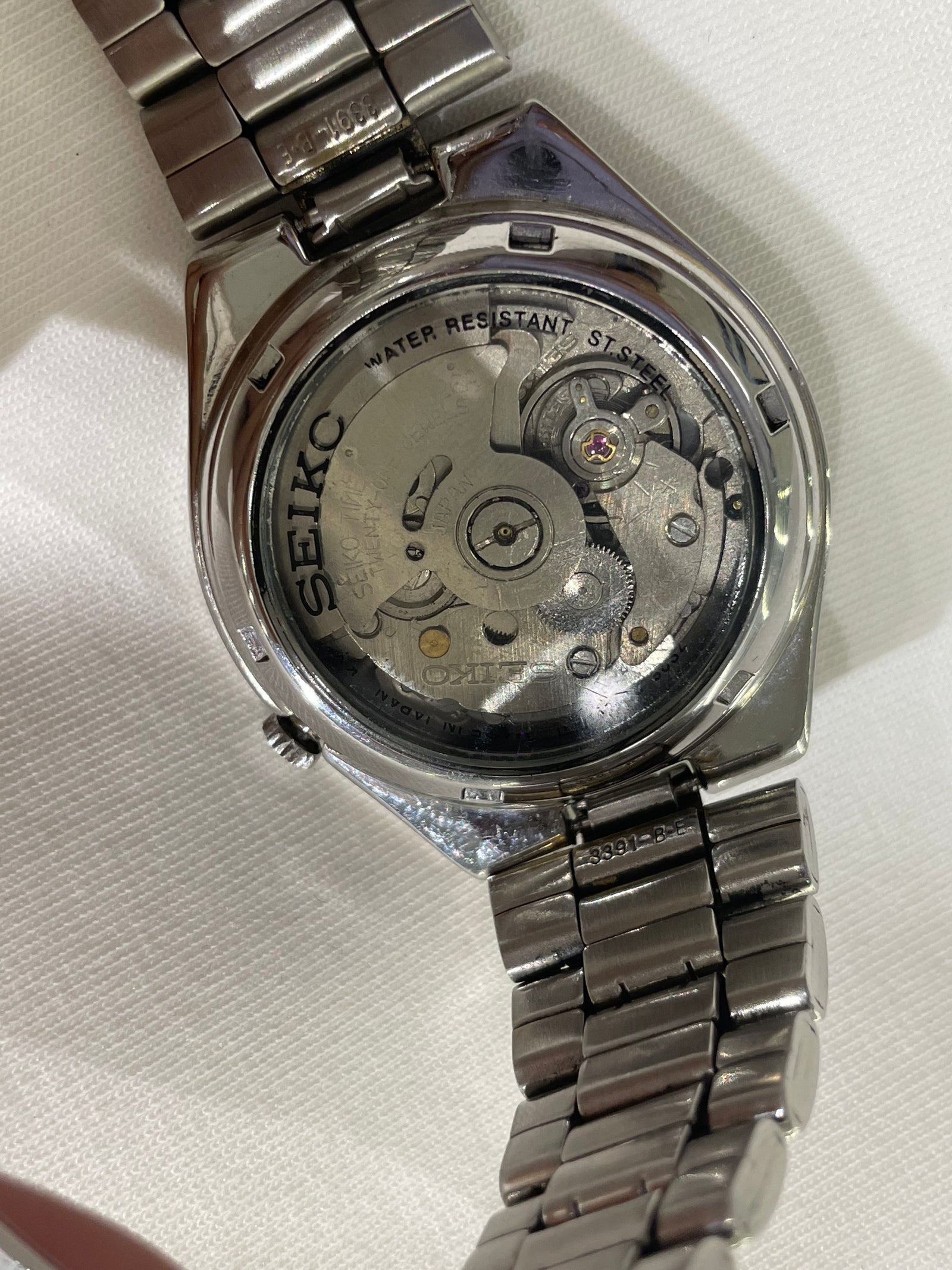 Seiko 5 Automatic - Gold Sunburst Dial with 24-Hour Inner Track