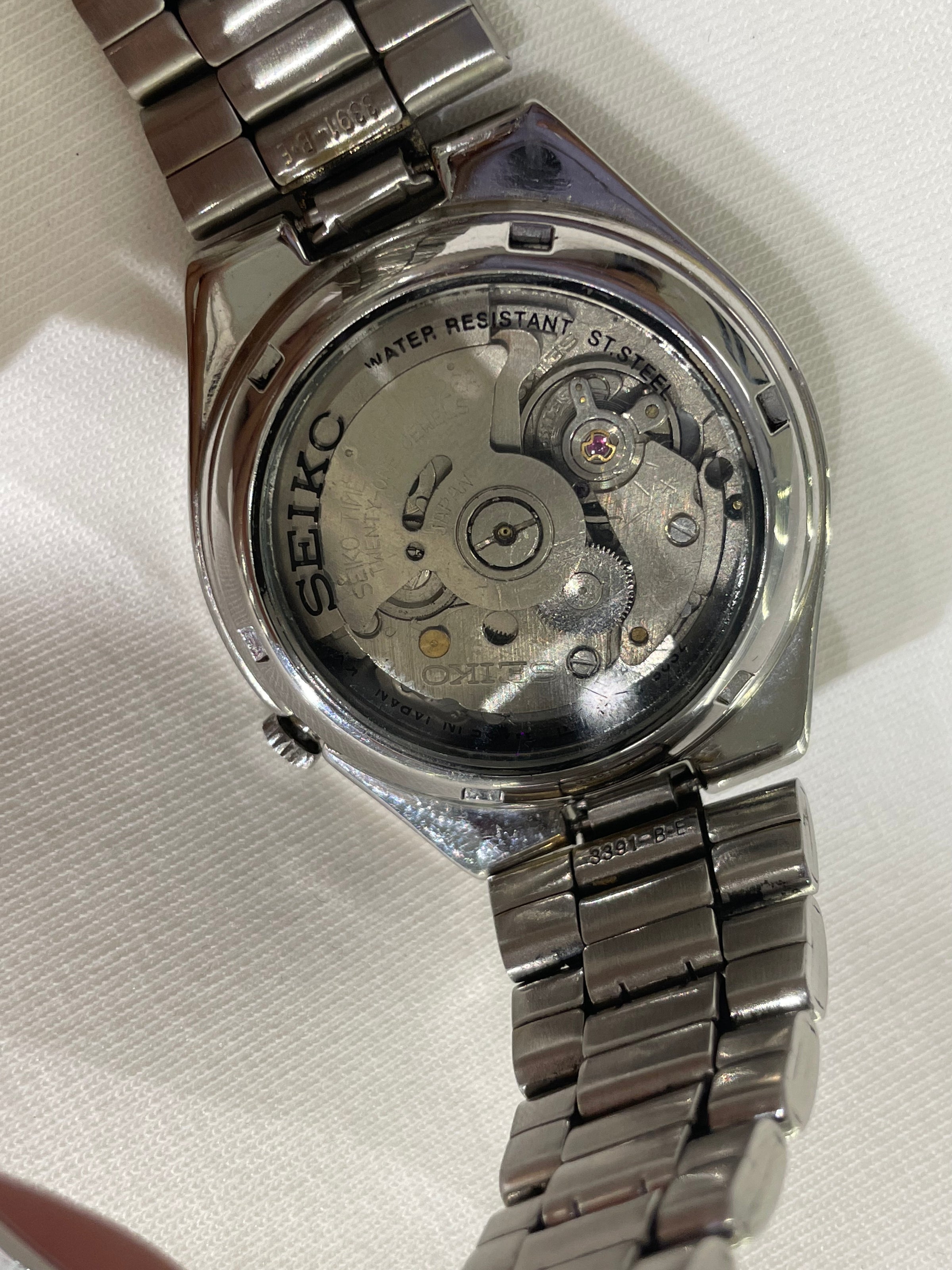 Seiko 5 Automatic - Gold Sunburst Dial with 24-Hour Inner Track