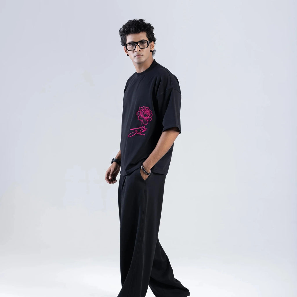 Off Sinners Oversized T-Shirt Black - Move Over Roses