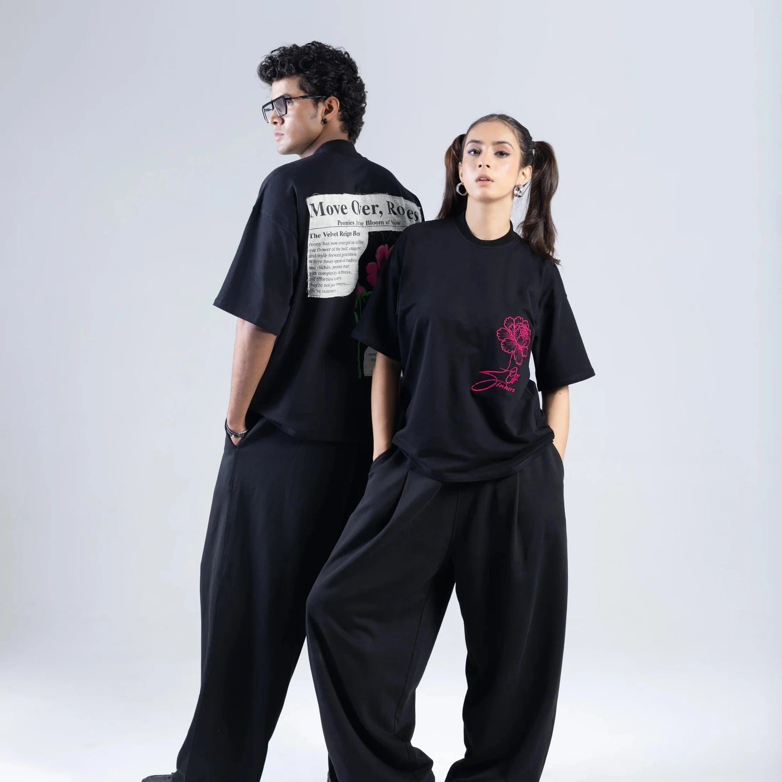 Off Sinners Oversized T-Shirt Black - Move Over Roses