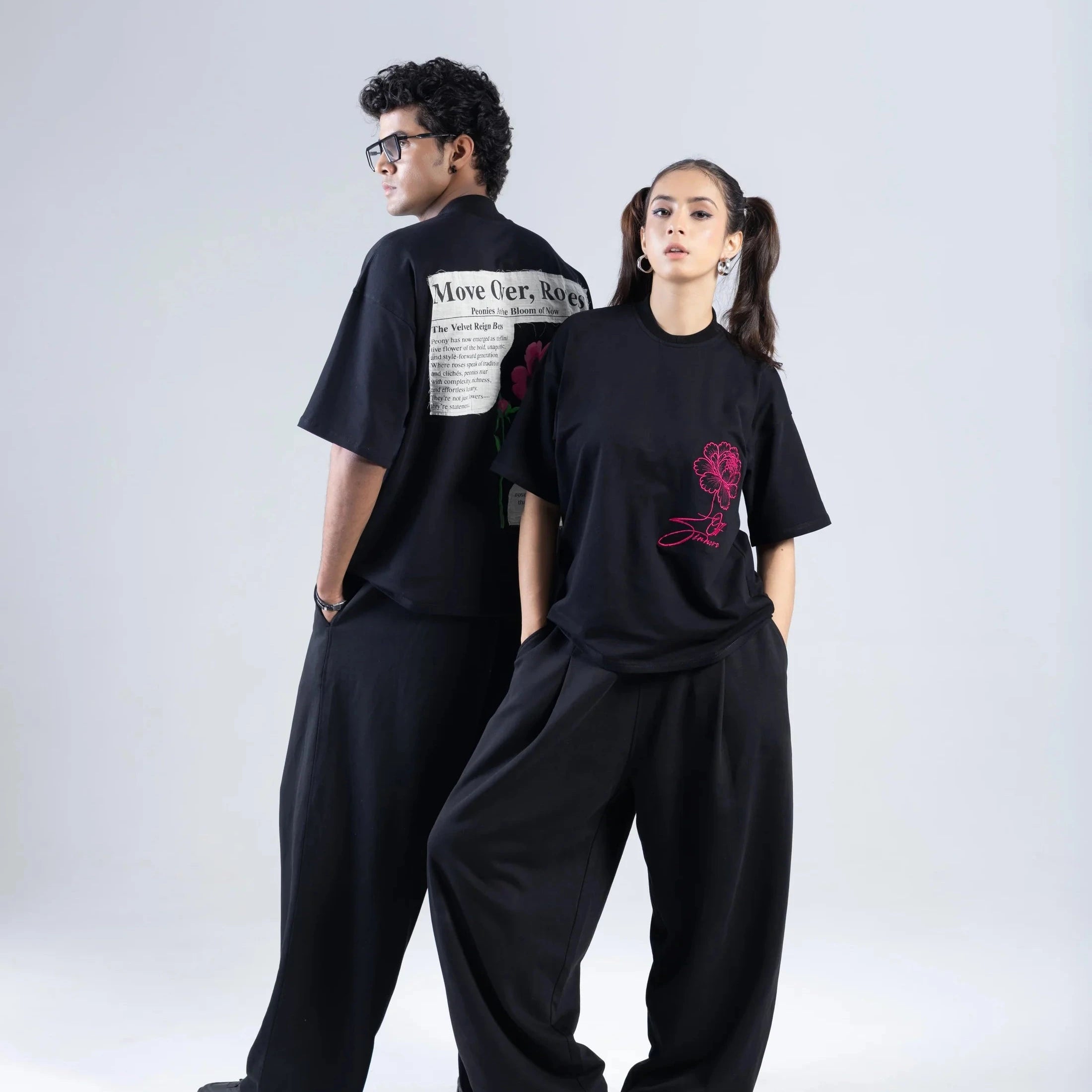 Off Sinners Oversized T-Shirt Black - Move Over Roses