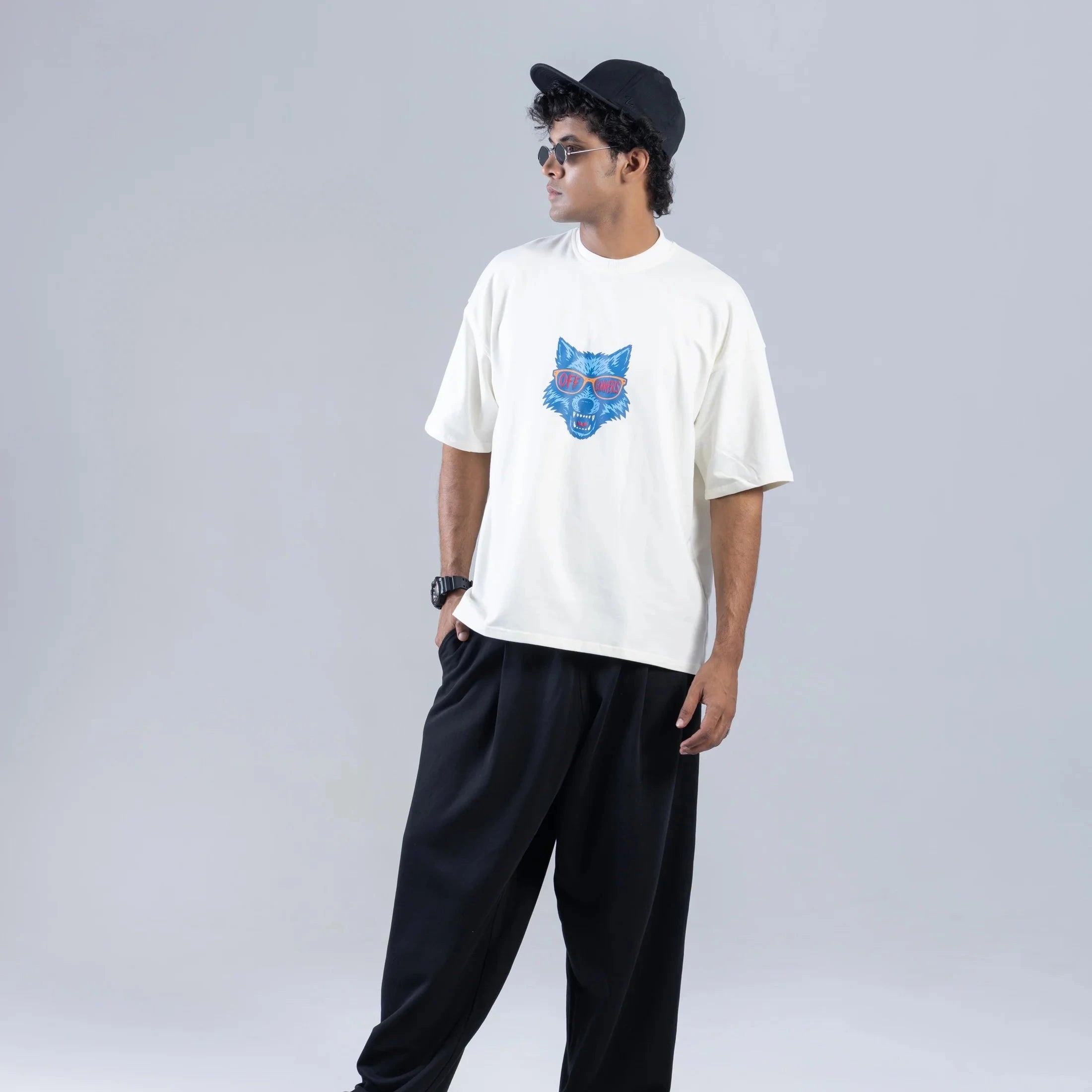 Off Sinners Oversized T-Shirt White - Caught You Looking