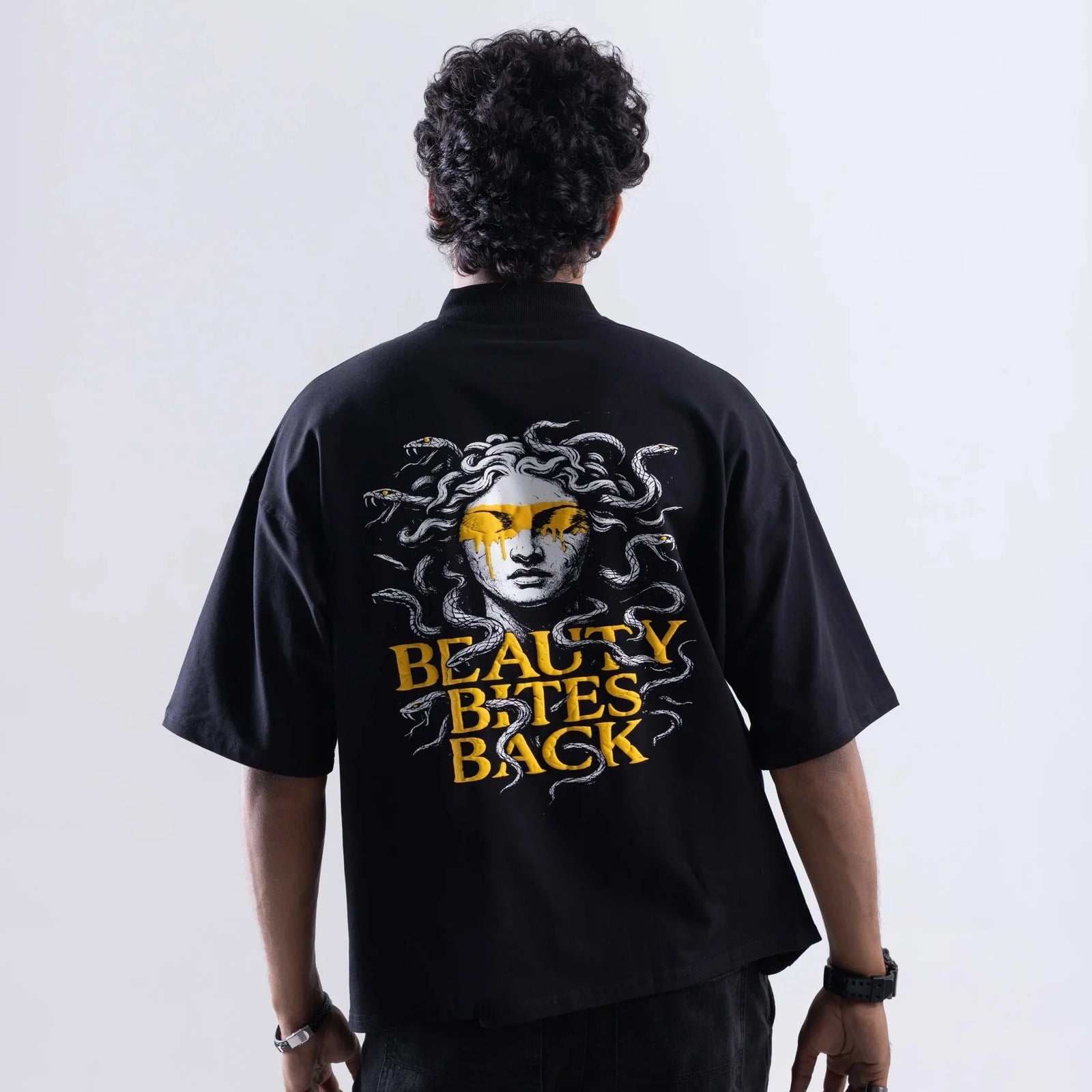 Off Sinners Oversized T-Shirt Black - Beauty Bites Back
