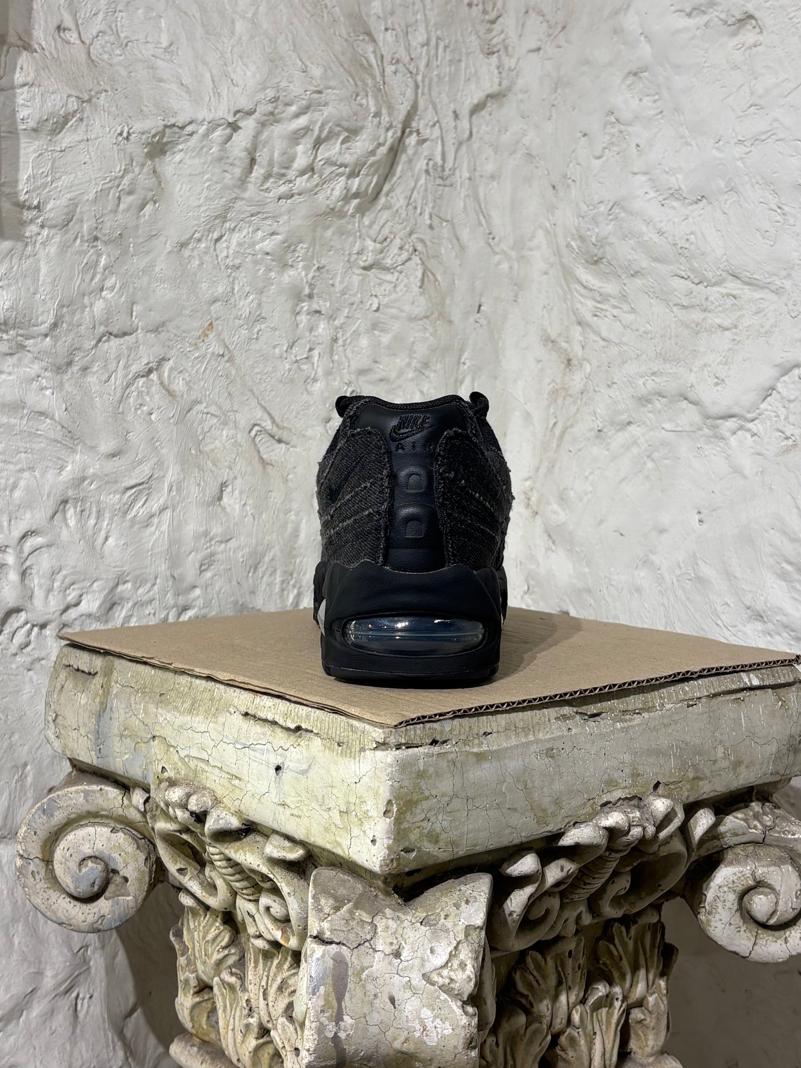 Nike Air Max 95 x Levi's - Black