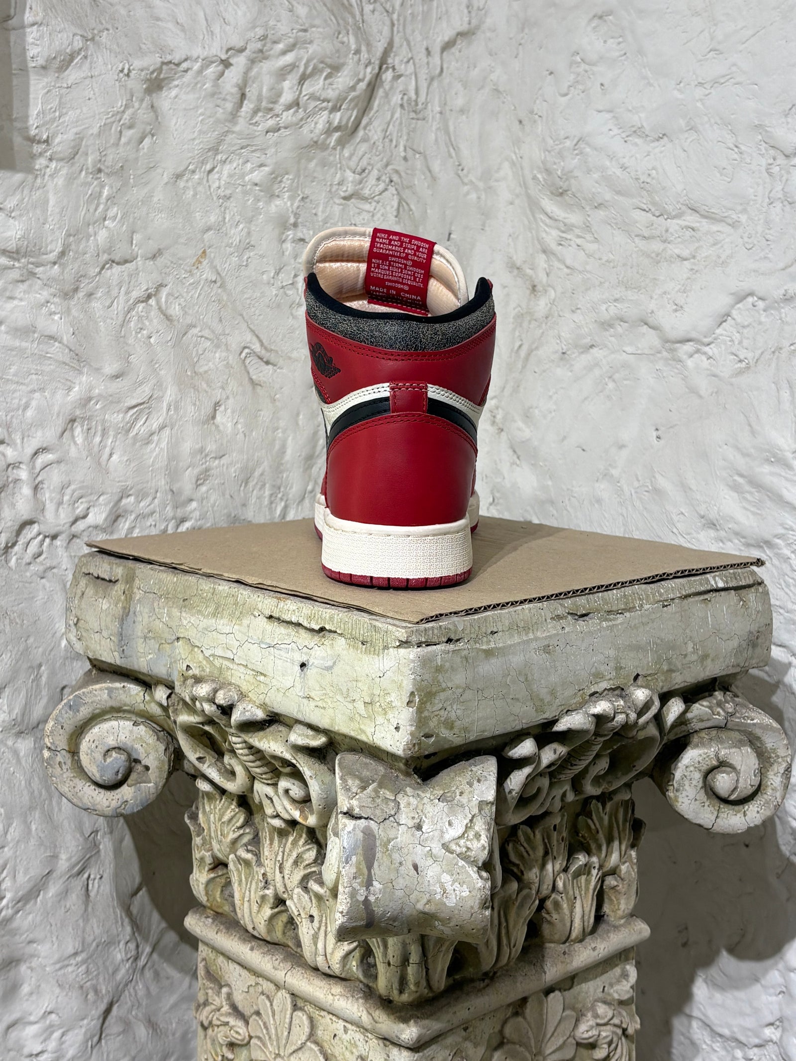 Air Jordan 1 Retro High OG 'Chicago Lost & Found'