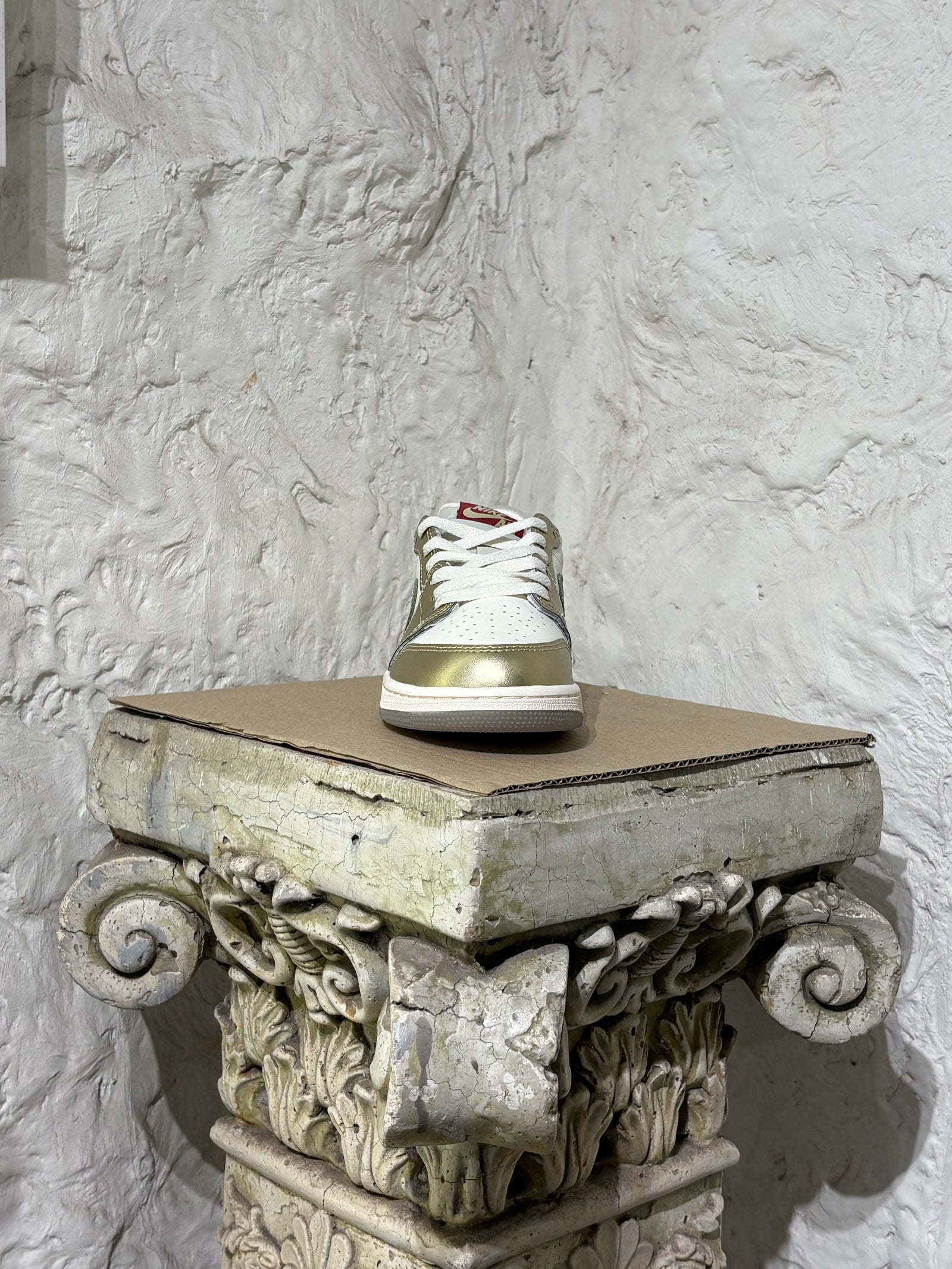 Air Jordan 1 Retro Low OG GS 'Year of the Dragon'