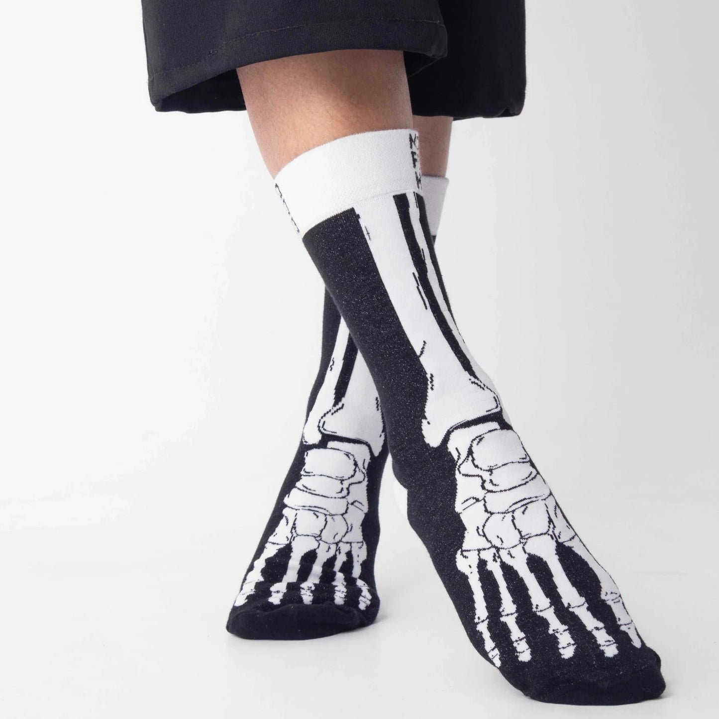 NoFoMo Crew Length Socks X-ray