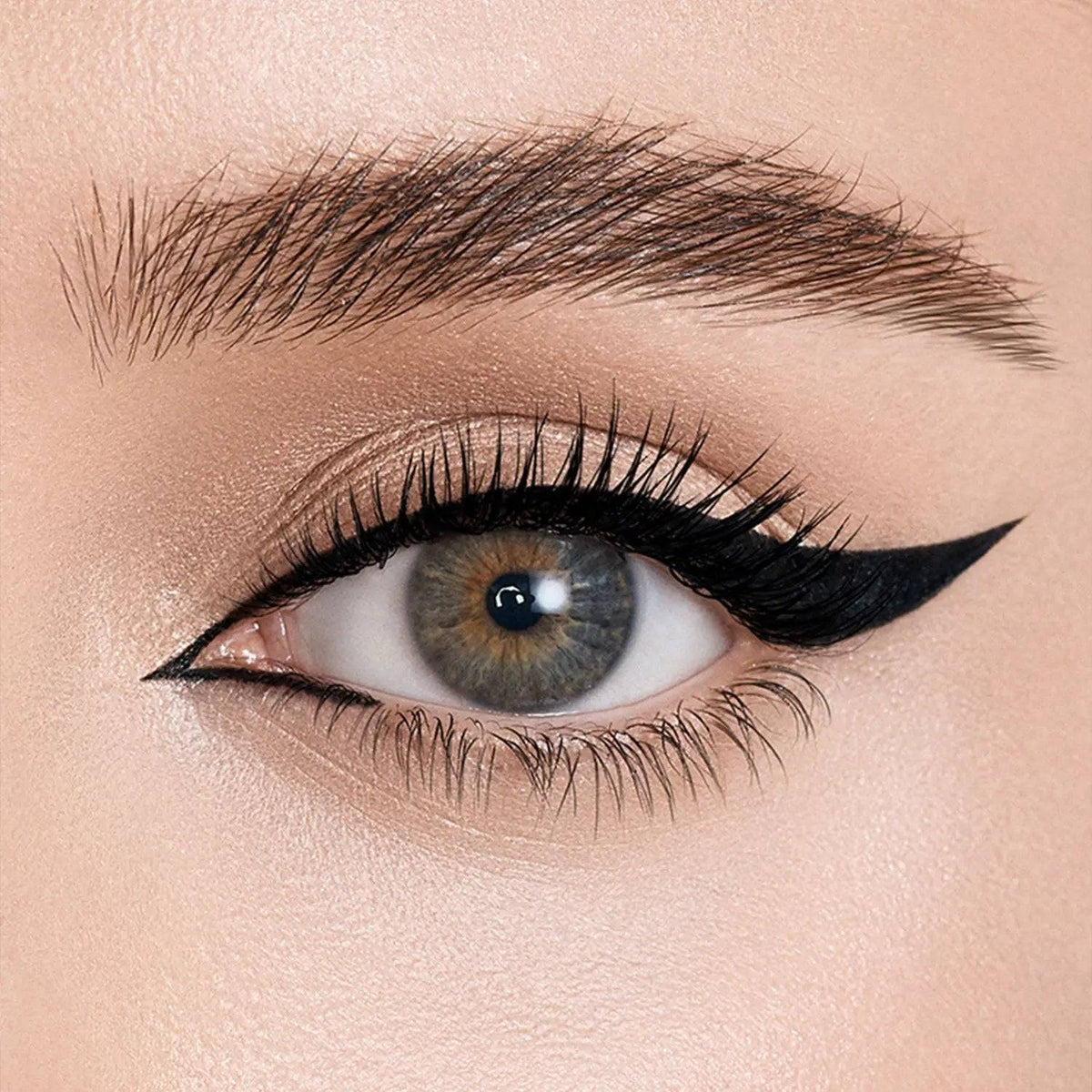 Natasha Denona Macro Blade Liquid Eyeliner