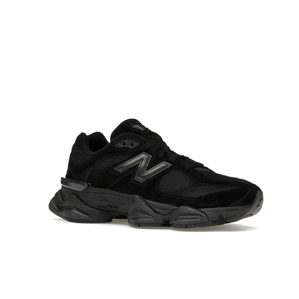 New Balance 9060 Triple Black