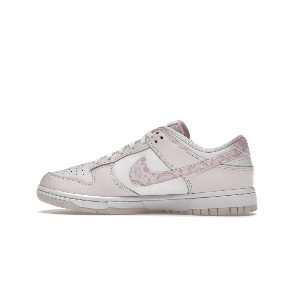 Dunk Low 'Pink Paisley' (W)