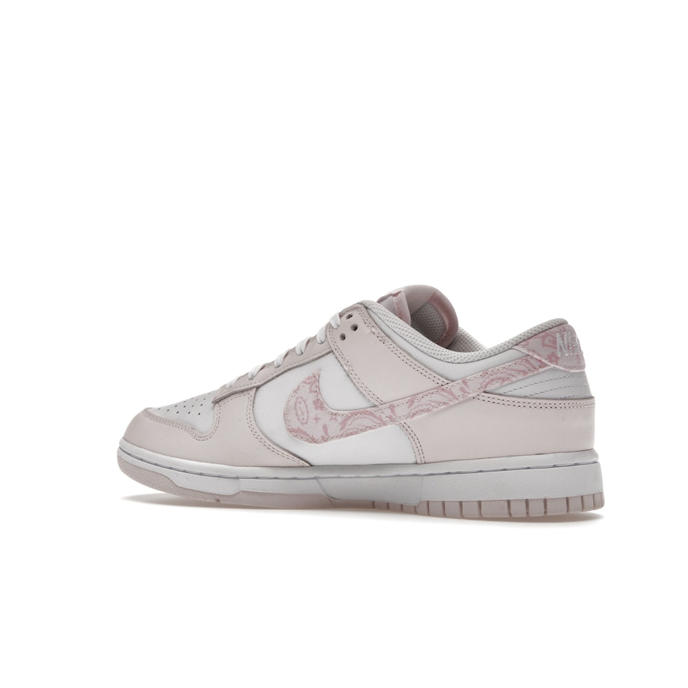 Dunk Low 'Pink Paisley' (W)