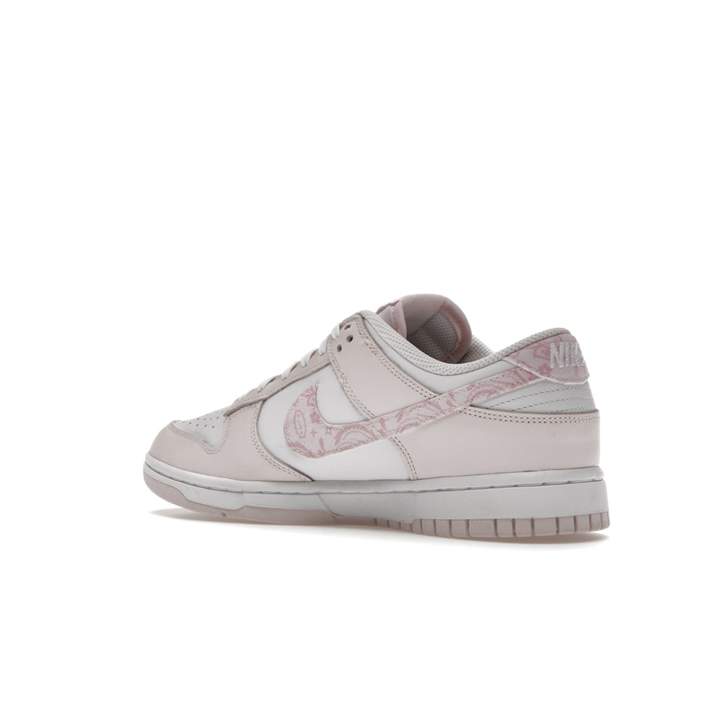 Dunk Low 'Pink Paisley' (W)