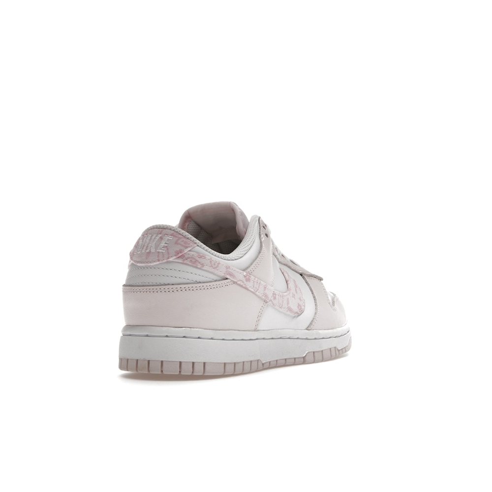 Dunk Low 'Pink Paisley' (W)