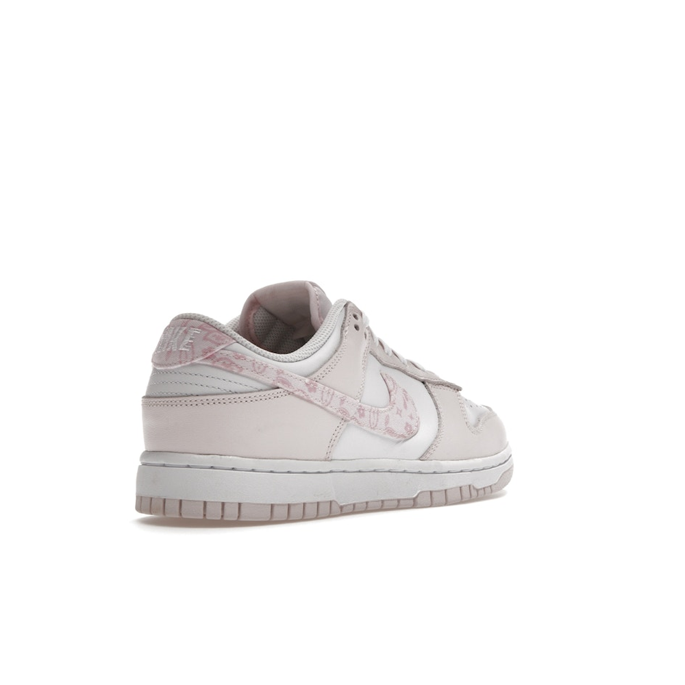 Dunk Low 'Pink Paisley' (W)