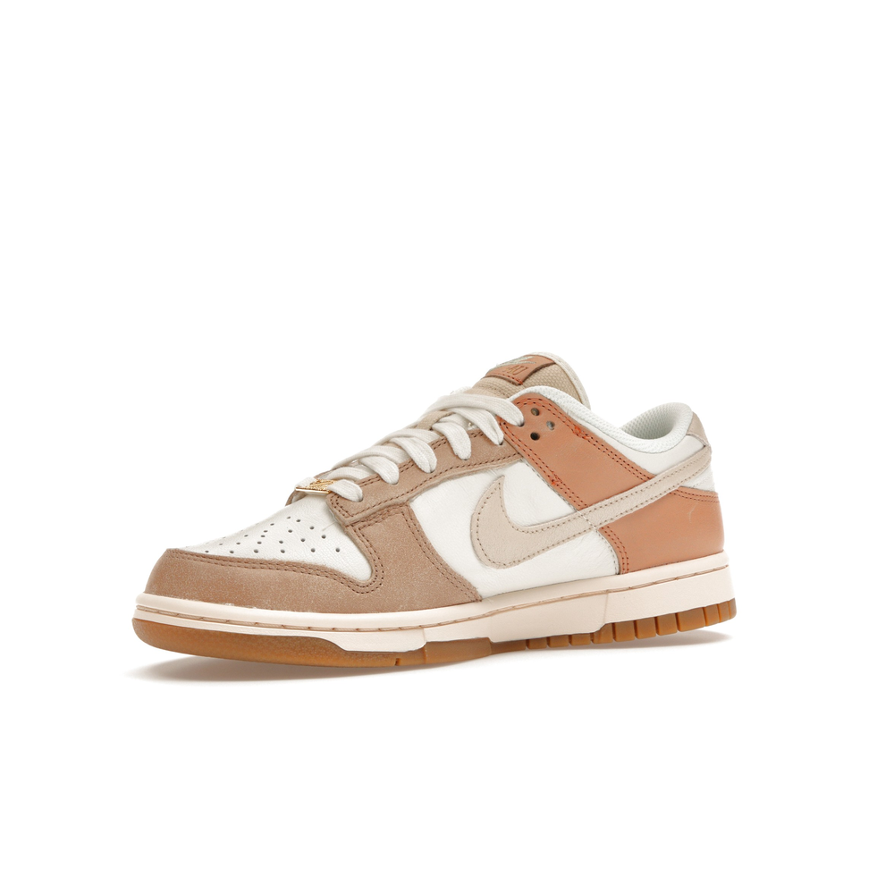 Dunk Low SE Australia (W)