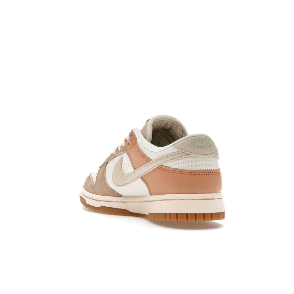 Dunk Low SE Australia (W)