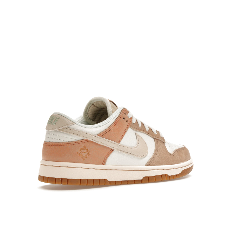 Dunk Low SE Australia (W)