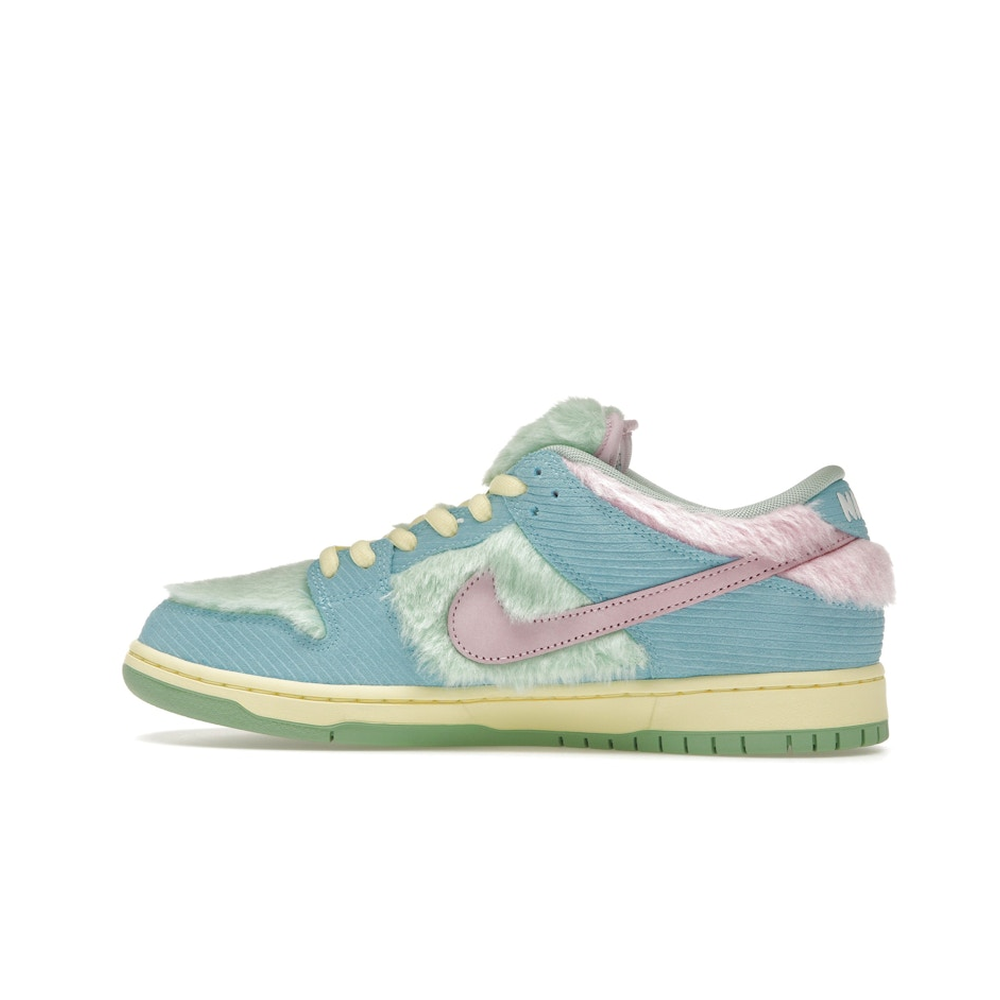 Nike SB Dunk Low Verdy Visty