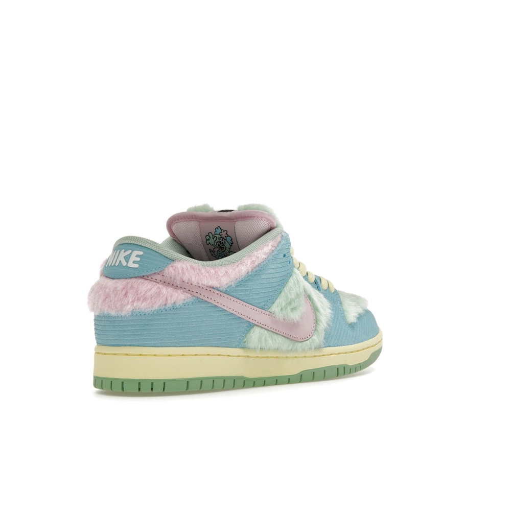 Nike SB Dunk Low Verdy Visty