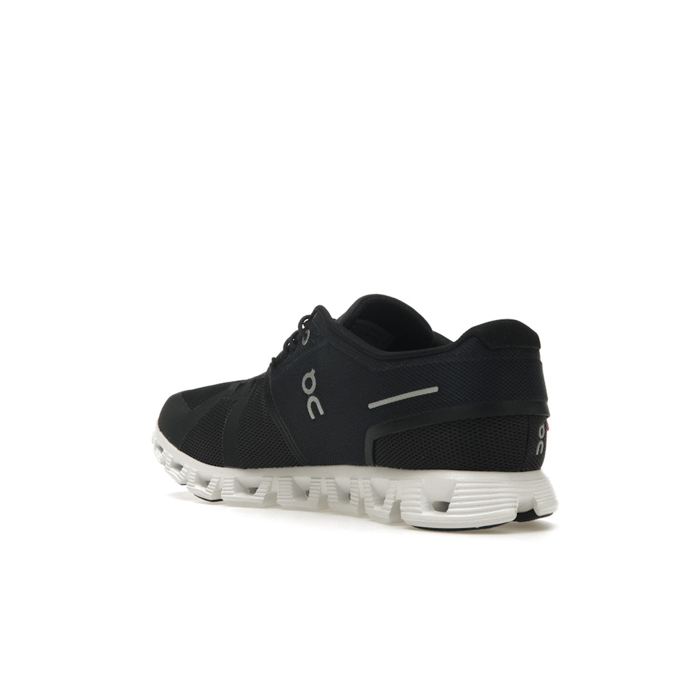 On Running Cloud 5 Black White