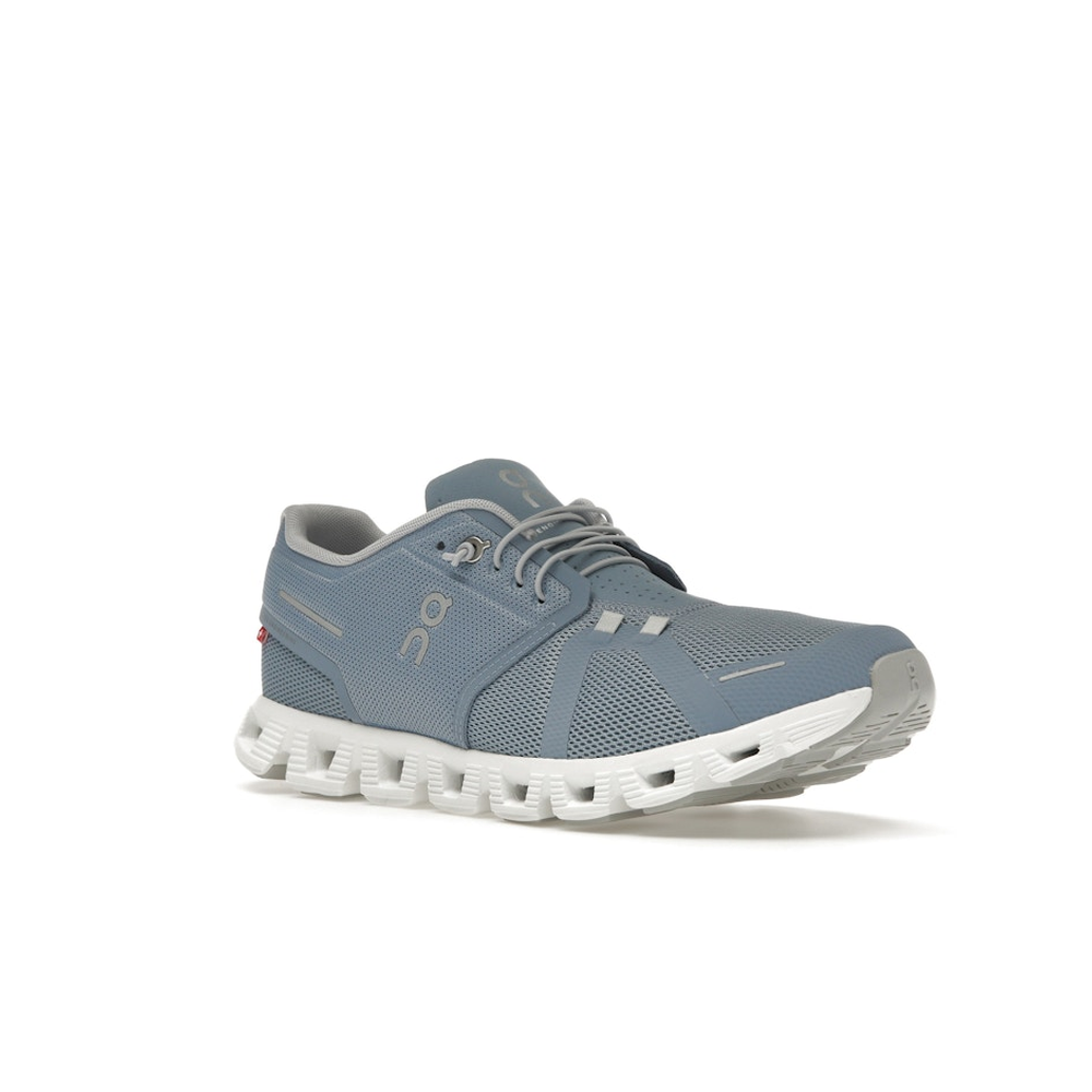 On Running Cloud 5 Chambray White