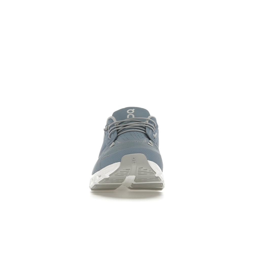 On Running Cloud 5 Chambray White