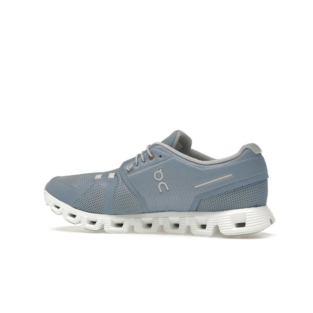 On Running Cloud 5 Chambray White