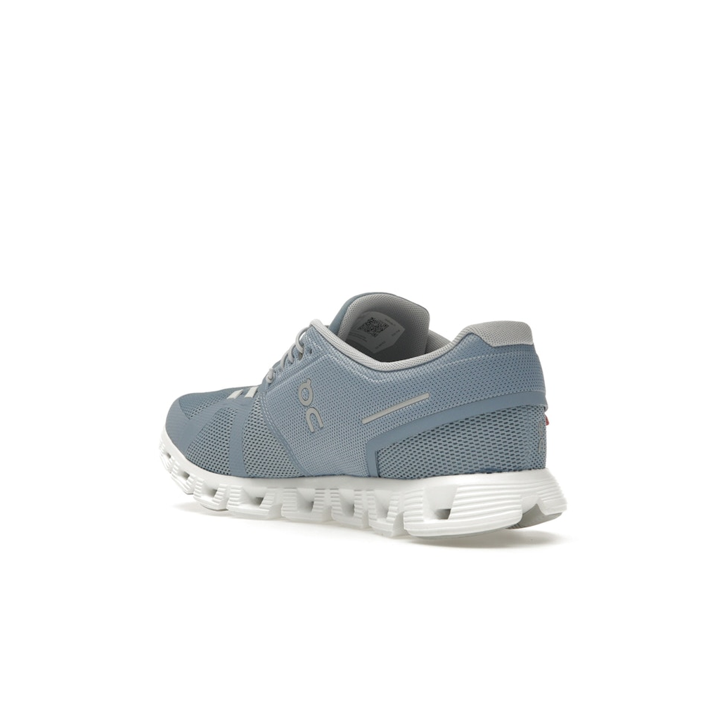On Running Cloud 5 Chambray White