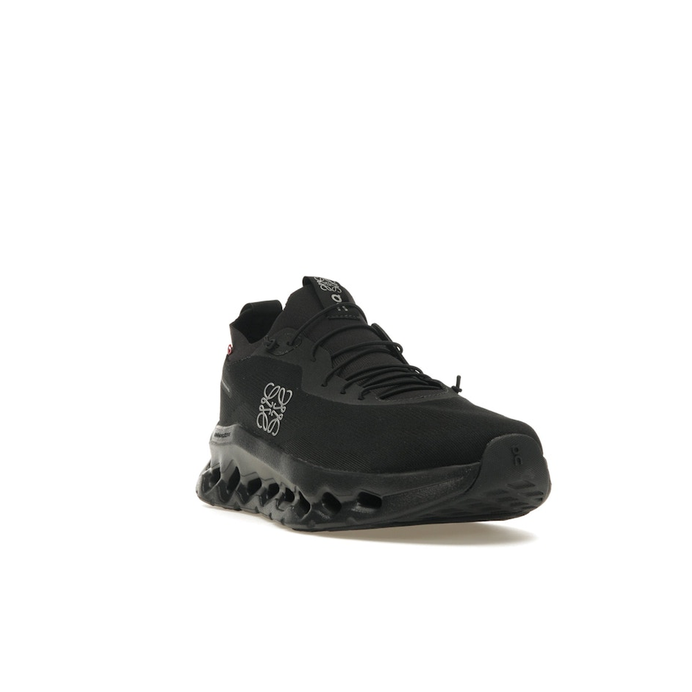 On Running Cloudtilt Loewe All Black