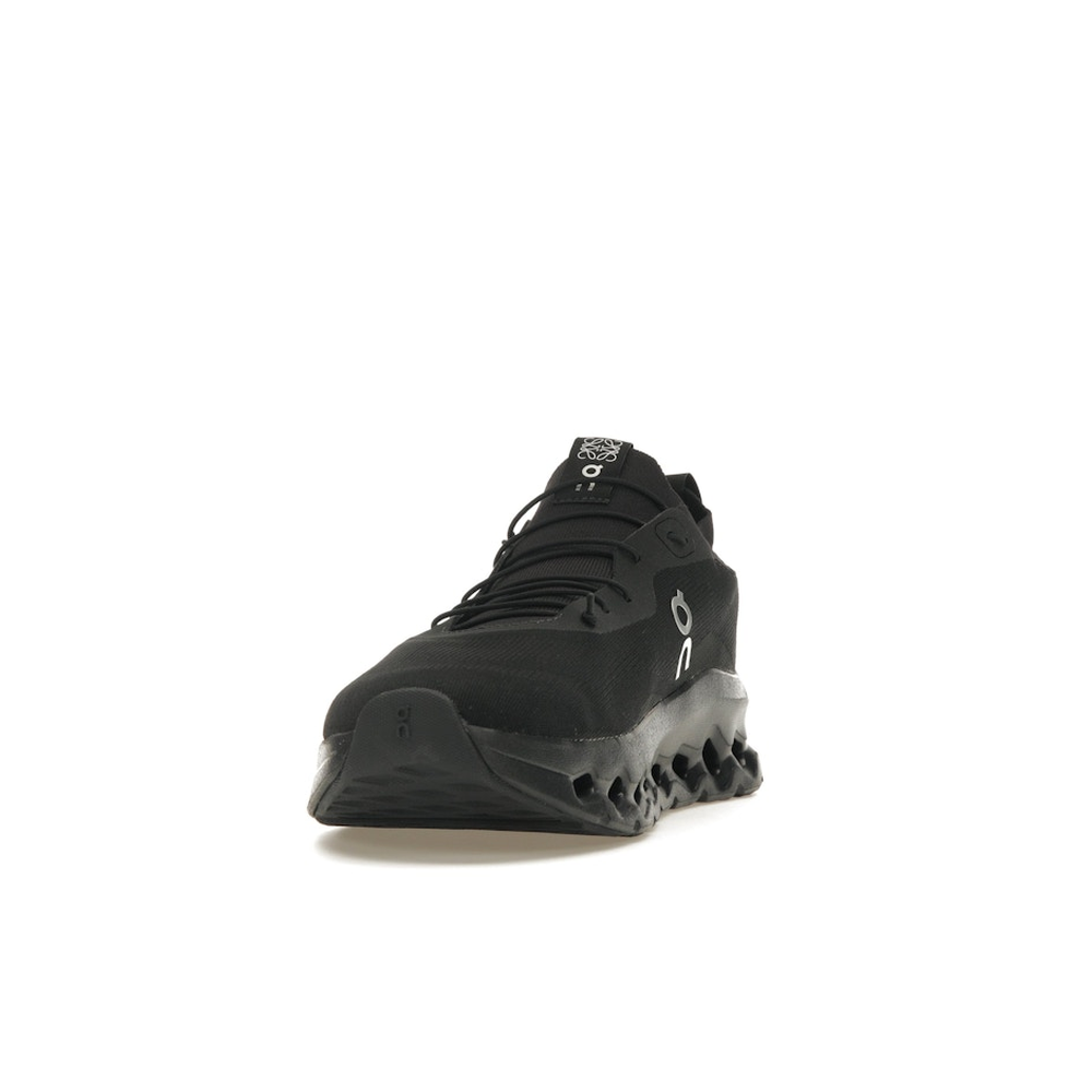 On Running Cloudtilt Loewe All Black