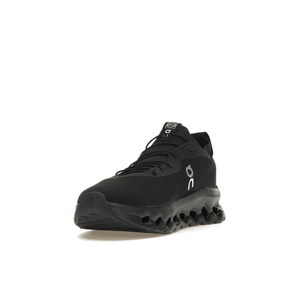 On Running Cloudtilt Loewe All Black